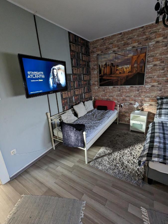 Ferienwohnung Apartment Wilhelmshaven Inselviertel In Bester Lage - Selbstaendiger Check In Moeglich Exterior photo